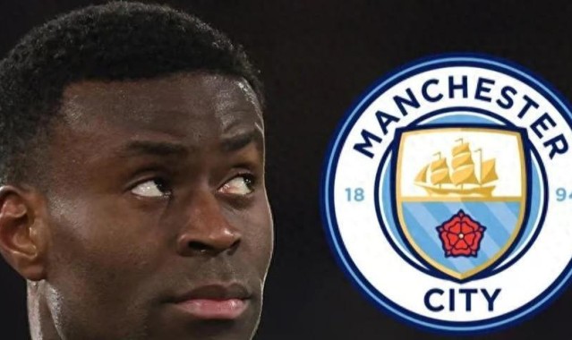 开云登录入口地址-曼城冬窗再出手！2300万欧抢下英格兰铁闸，补强防线剑指双冠