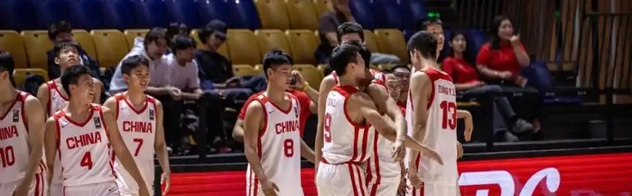 官宣，上海男篮3人离队，2小前锋+1内线，王哲林送祝福|张子|赵杰|张懿|纽约尼克斯队|张子一_新浪体育_新浪新闻